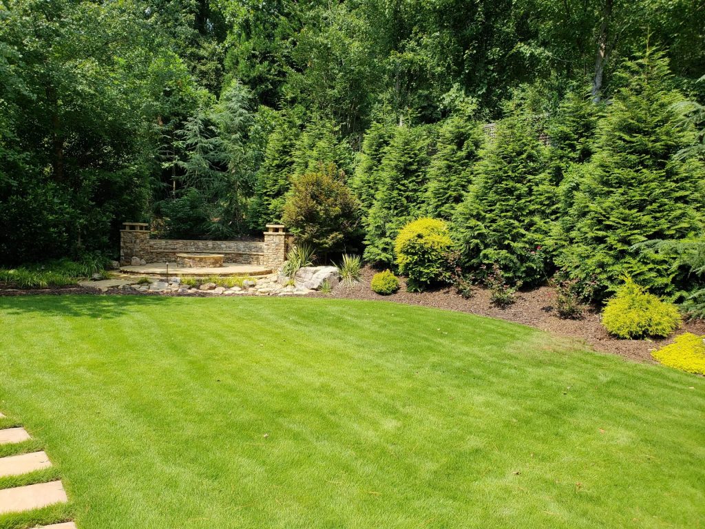 Outdoor Makeover : Tips to Prepare Your Landscape for Spring