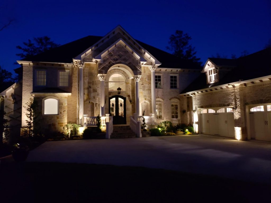 Outdoor Makeover : How Outdoor Lighting Can Benefit Your Landscape Design?