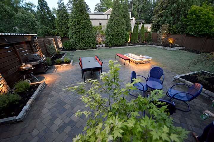 Outdoor Makeover : Tips for Designing a More Eco-Friendly Landscape