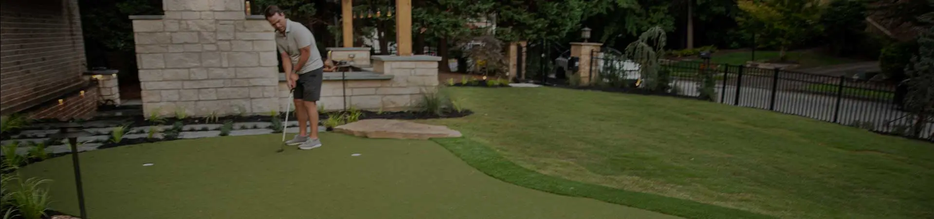 Outdoor makeover: Synthetic-Turf-Installation-Banner