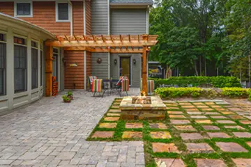 Outdoor makeover: Driveway-Parking-Transition