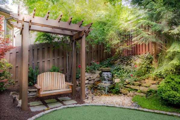 Outdoor Makeover: Backyard_Landscape_Design_With_Swing