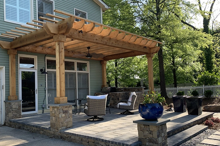 Backyard Pergola Design Idea