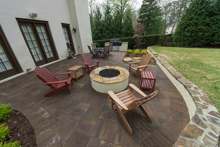 Outdoor Firepit Design